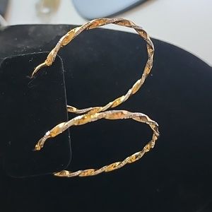 Two-toned hoop earrings